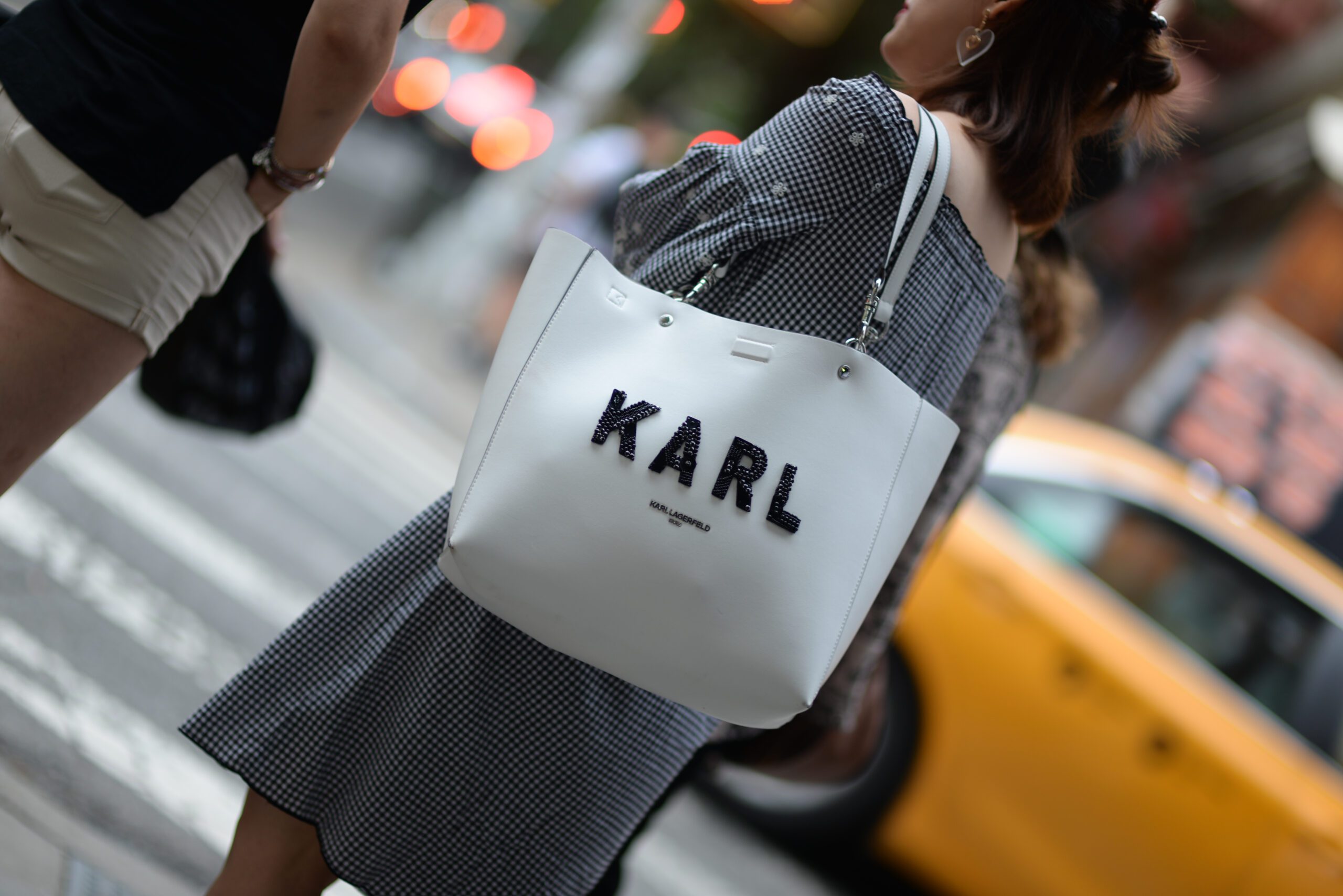 How to save on Fashion Without Sacrificing Style